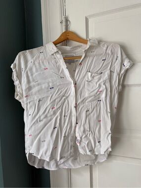 Rails White Button-Front Shirt with Sunglasses Print size medium